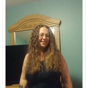 Meet your Posher, Holly